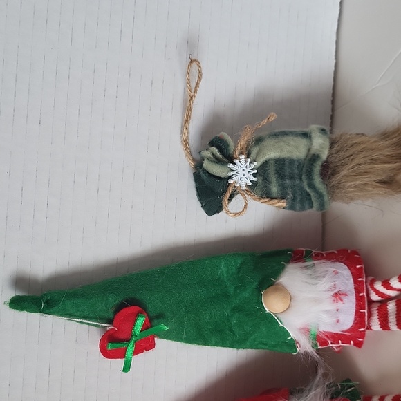 Christmas Gnome Ornaments Decor  4 piece - Picture 2 of 5